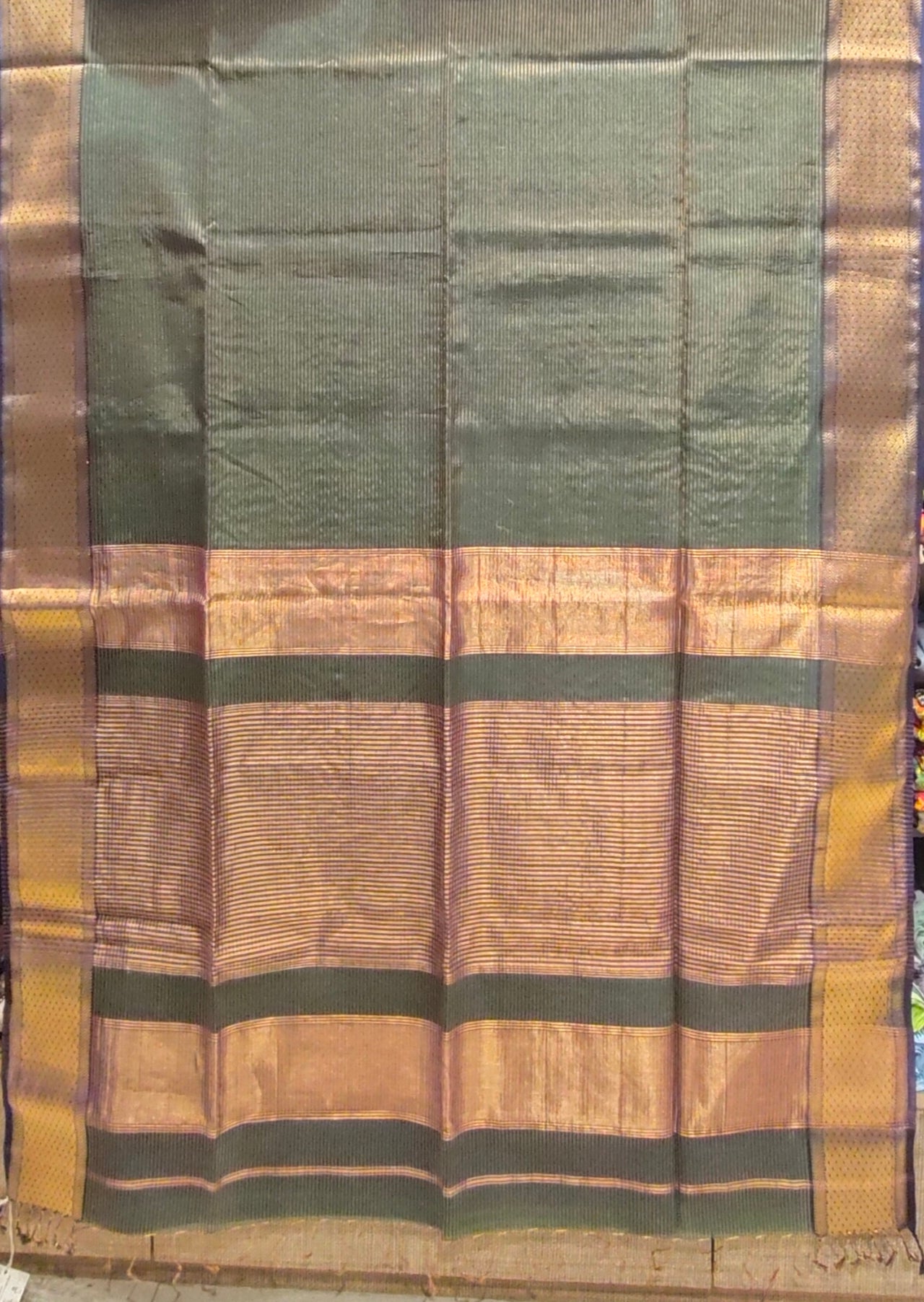 Saree Maheshwari Tissue with border