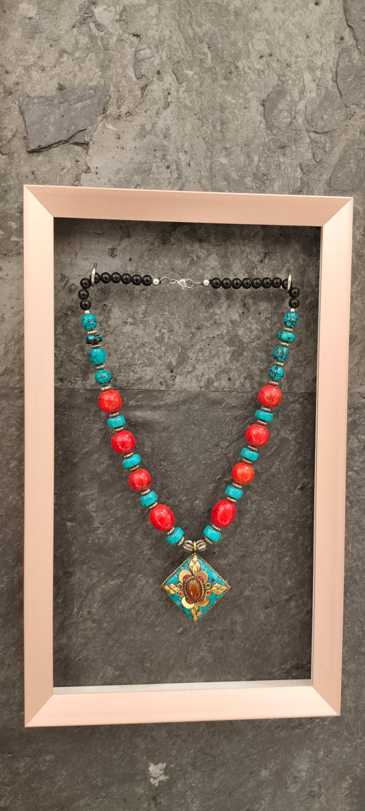 Necklace Himalayan assorted