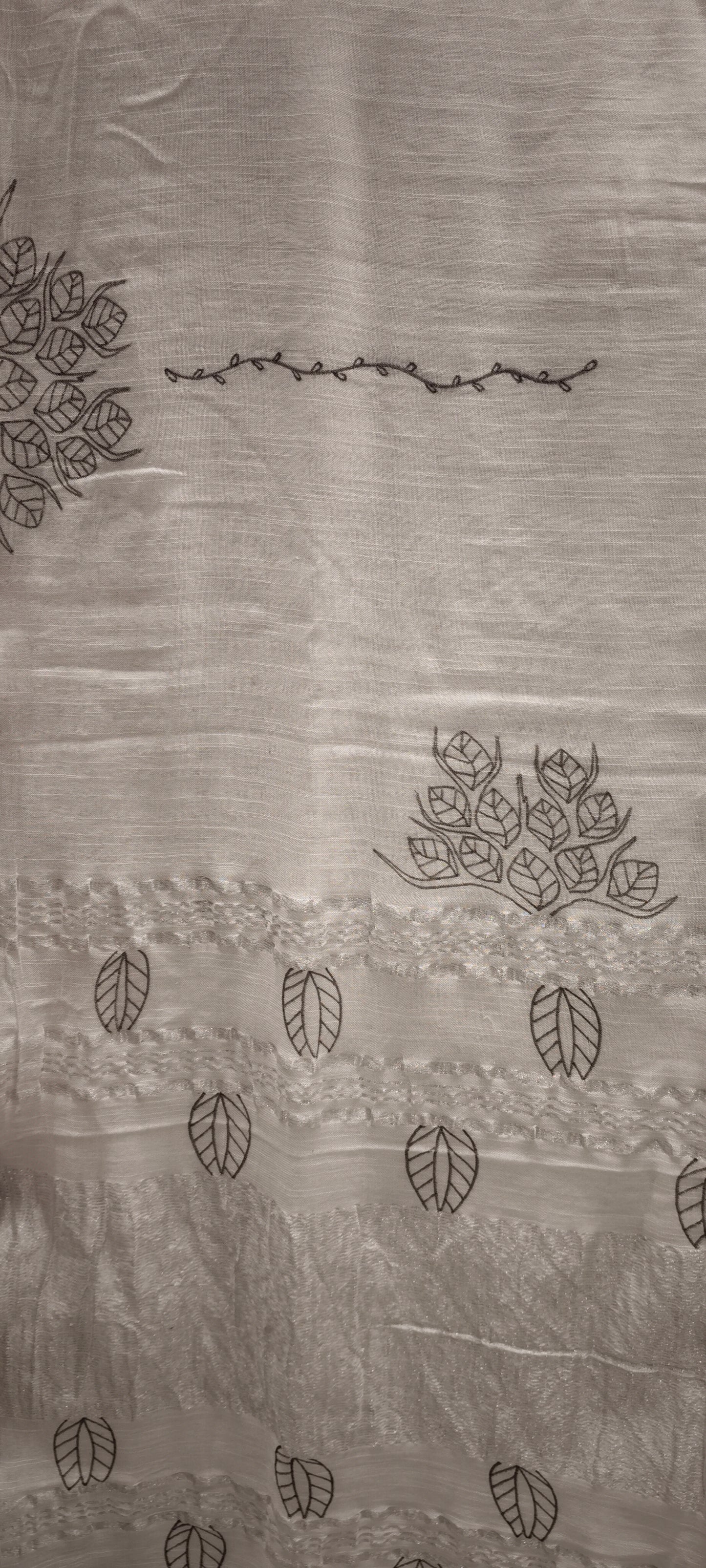 Saree Linen/Cotton Gond Painting