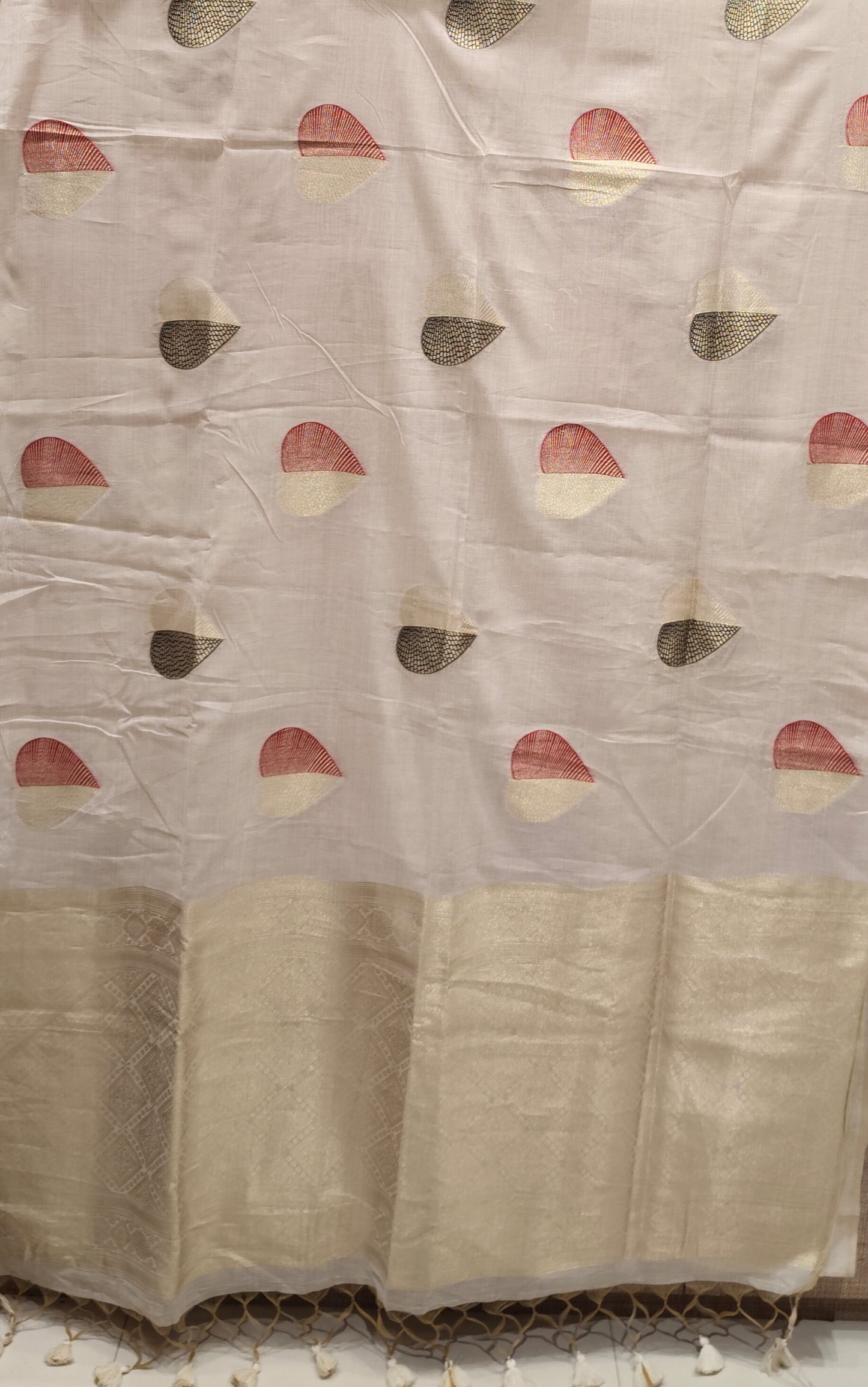 Saree Dhakai Muslin Premium