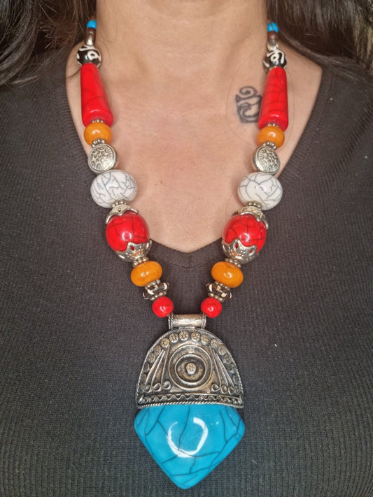 Himalayan Tribal Necklace with Cabochon Pendant - Ekobae